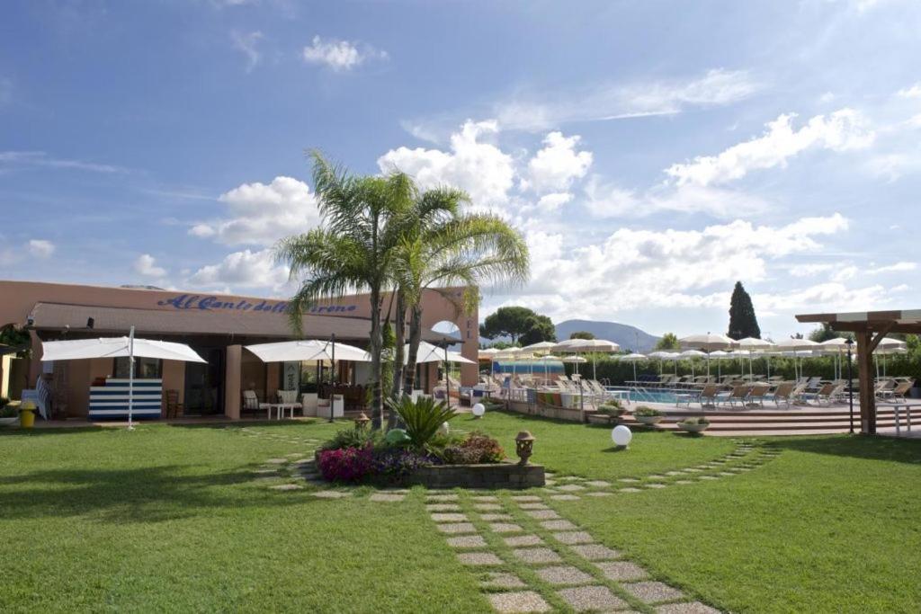Hotel Ristorante Al Canto Delle Sirene Terracina Εξωτερικό φωτογραφία