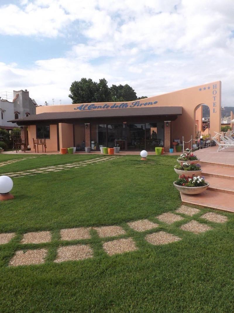 Hotel Ristorante Al Canto Delle Sirene Terracina Εξωτερικό φωτογραφία