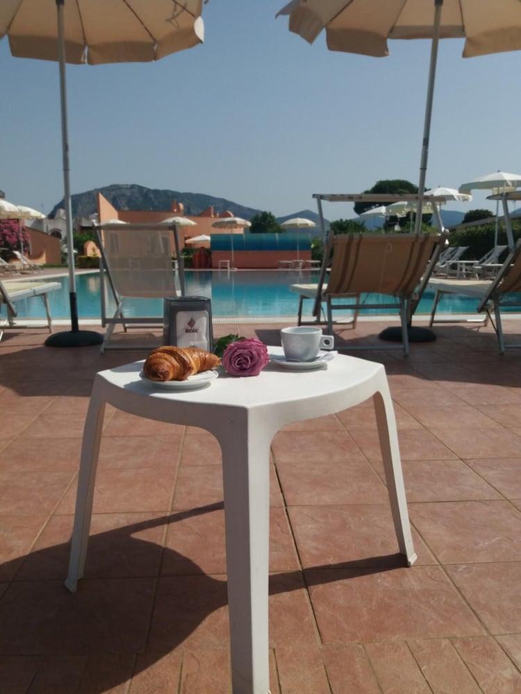 Hotel Ristorante Al Canto Delle Sirene Terracina Εξωτερικό φωτογραφία